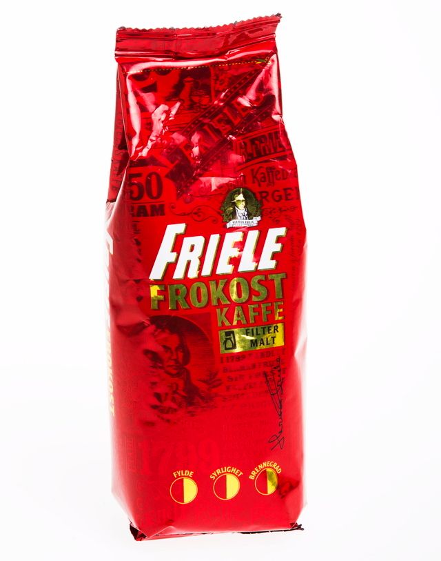 Ein pose med Friele filtermalen kaffi. Foto.