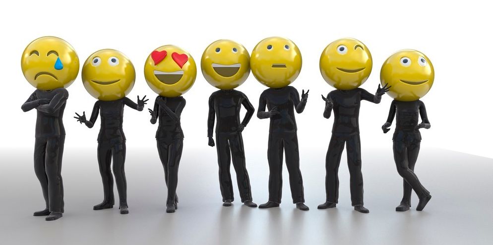 Mennesker med emojier til ansikt, de har glade, triste og likegyldige uttrykk. Illustrasjon.