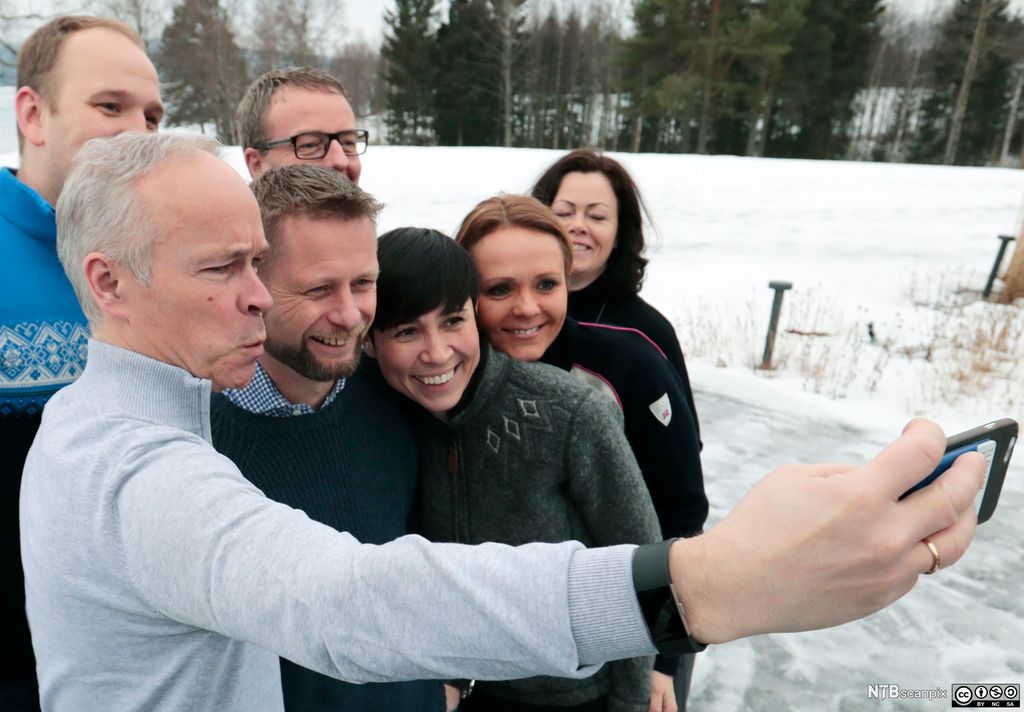 I løpet av kort tid har vår statsskikk fått et nytt fenomen: Regjeringsutøvelse via dårlig skjulte trusler på Facebook.