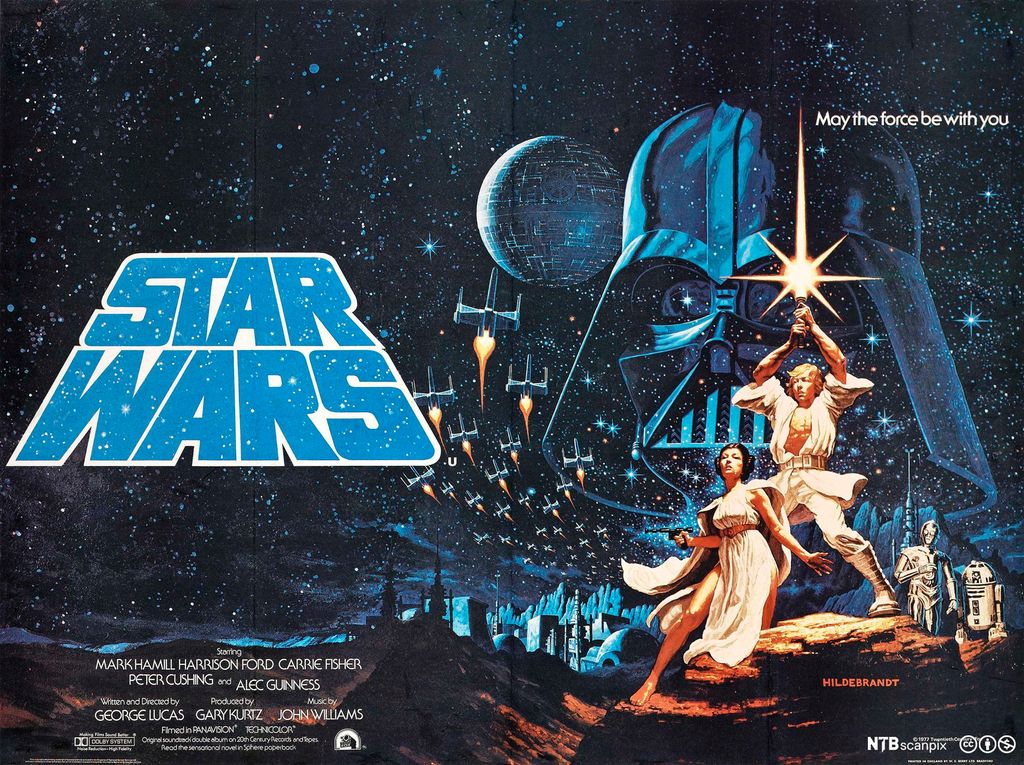 Filmplakat med teksten "Star Wars" på venstre side. Hvitkledd kvinne og mann står i et øde lansdkap med en storby i bakgrunnen. Mannen holder et lysende sverd opp i luften. På himmelen ser man en rekke romskip, en kunstig planet og et stort hode med sort hjelm. Grafikk.