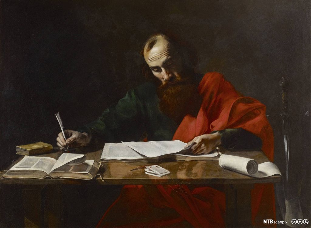 Mann med skjegg sitter ved en pult og skriver. Til høyre står et sverd. Maleri.