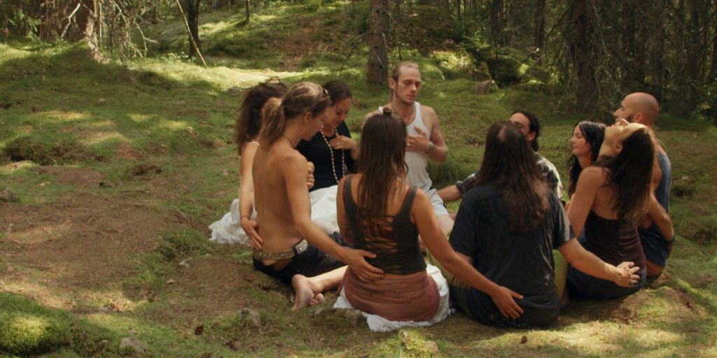 Utsnitt fra filmen The Swedish Theory of Love. Foto.