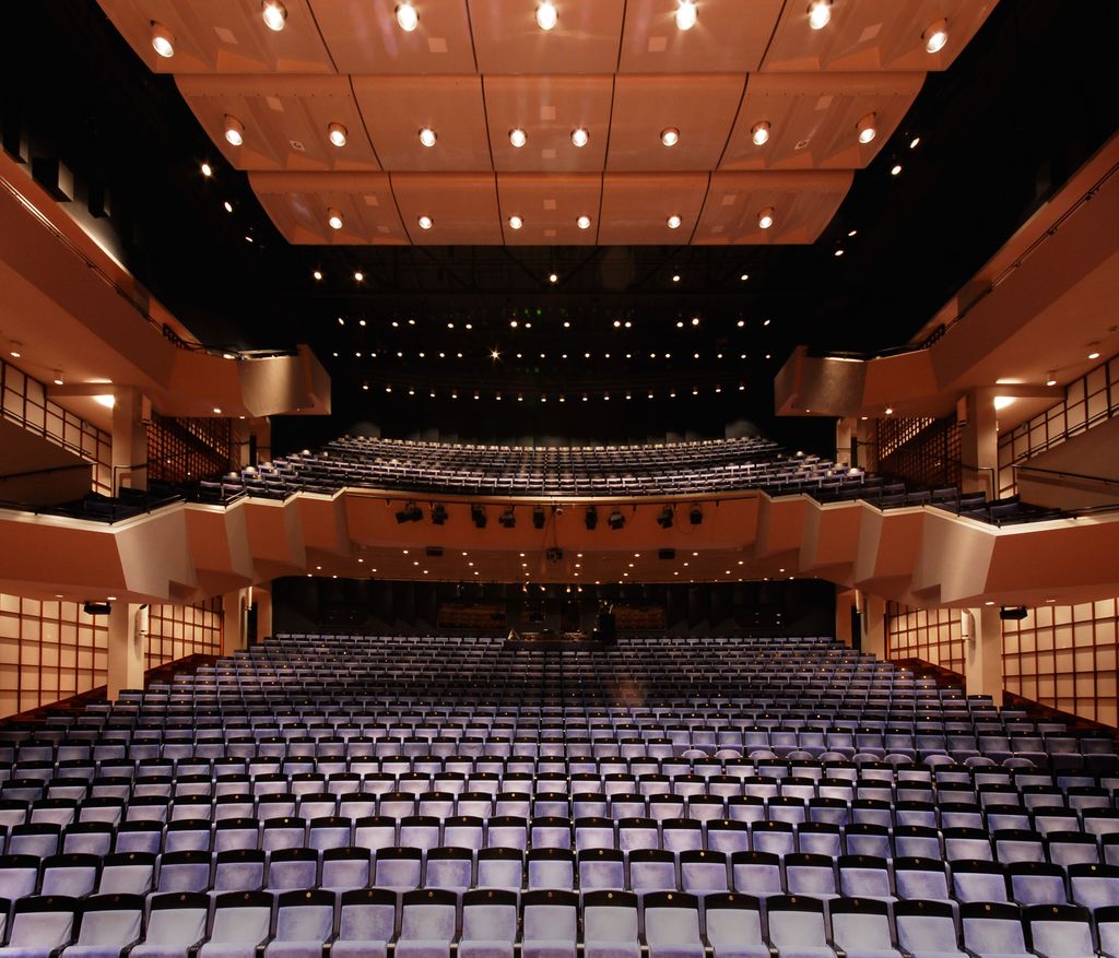 Tom konsertsal. Foto.