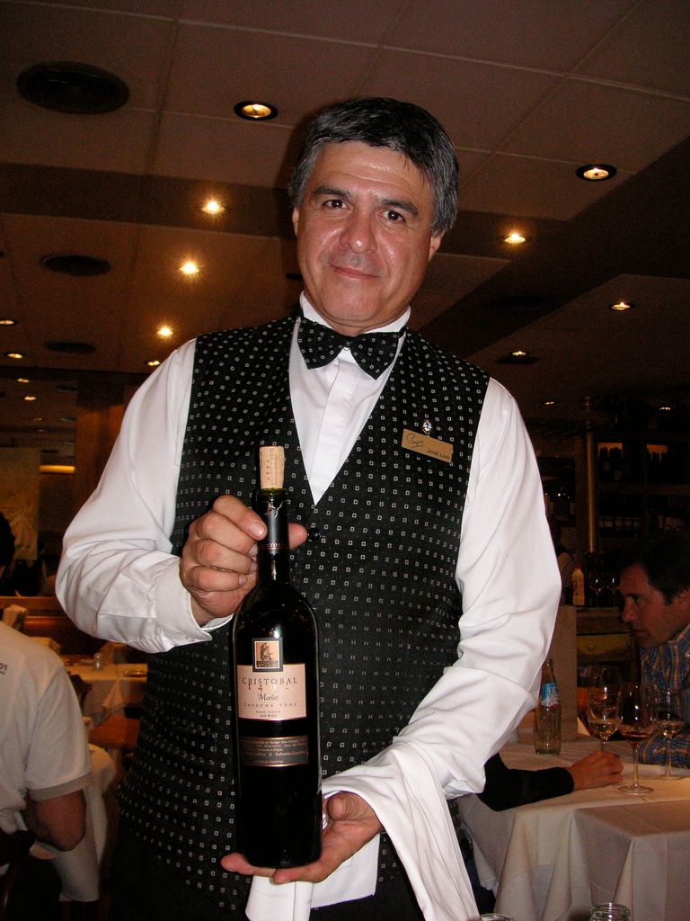 Waiter. Photo.