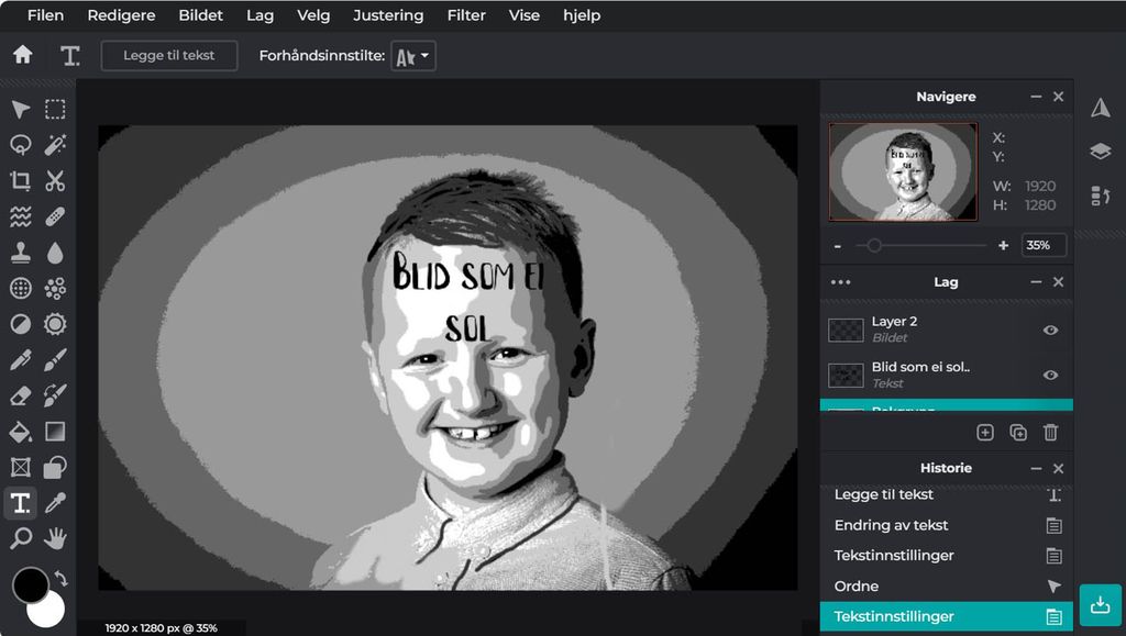 Skjermbilde fra et bilderedigeringsprogram som har oppe redigert bilde av en blid gutt med teksten "Blid som ei sol" i panna. Foto.