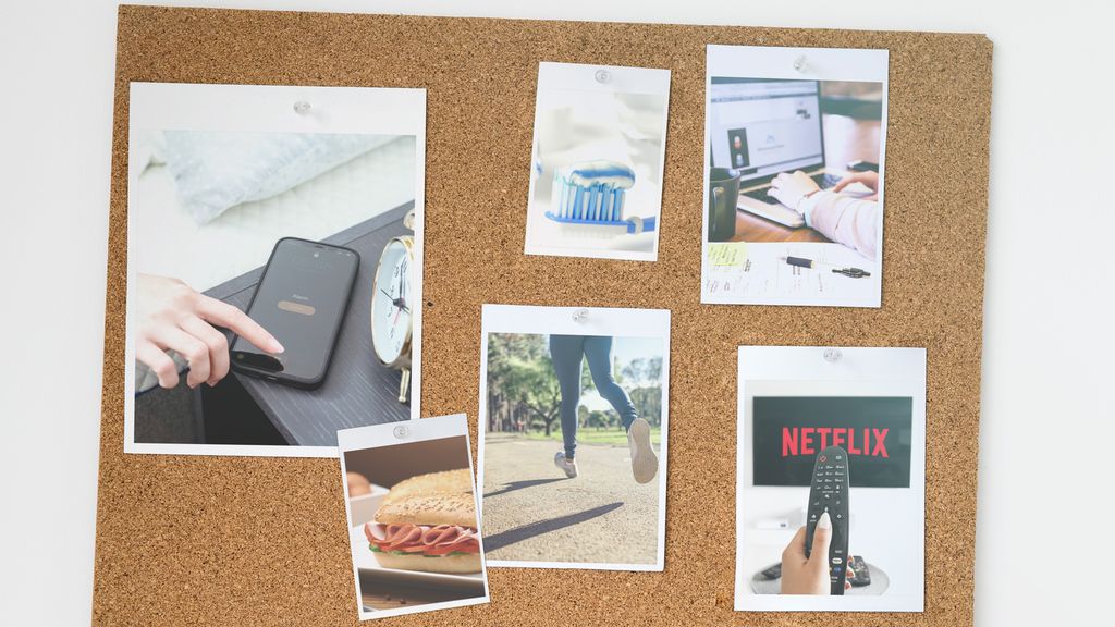 Polaroidbilder av hverdagslige gjøremål som tannpuss, mat, jogging, studier, Netflix og klokkealarm. Bilda henger på ei korktavle. Foto.
